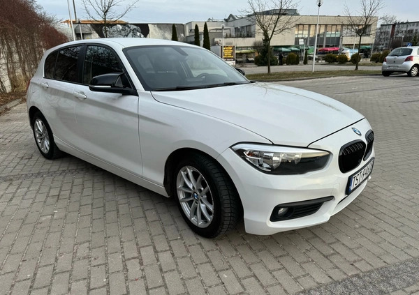 BMW Seria 1 cena 59900 przebieg: 56000, rok produkcji 2018 z Starachowice małe 121